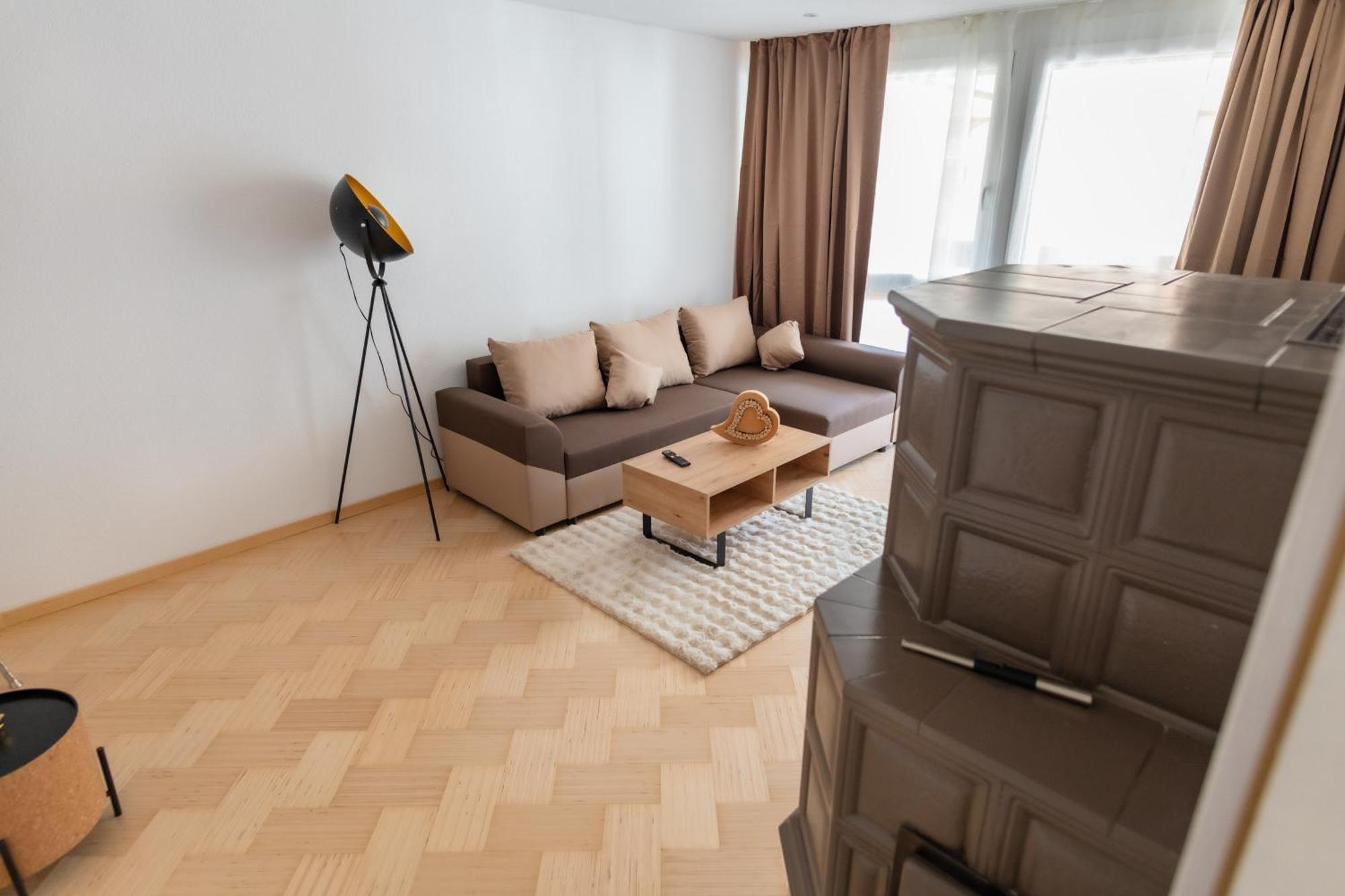 Deluxe Apartement Tirol ลันเด็ค ภายนอก รูปภาพ