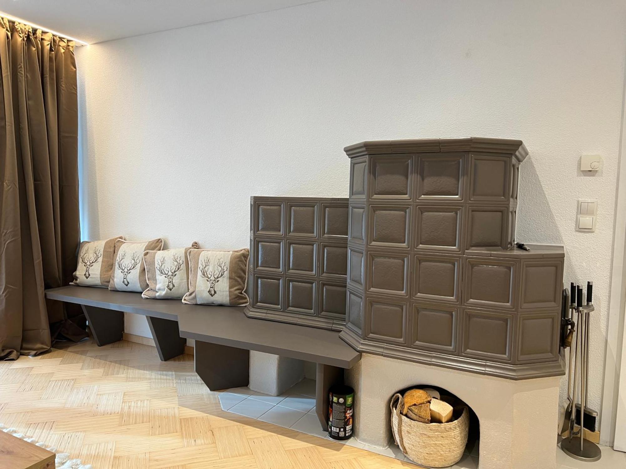 Deluxe Apartement Tirol ลันเด็ค ภายนอก รูปภาพ